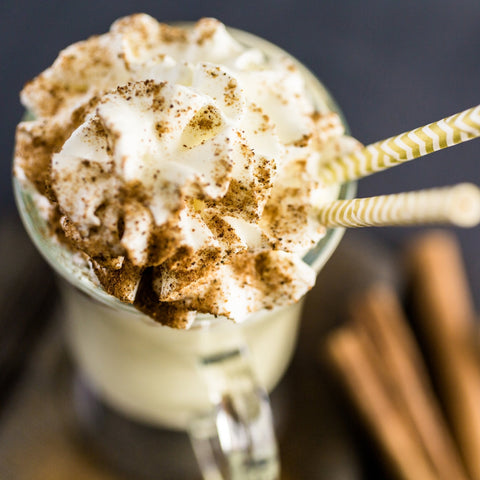 eggnog traditional holiday drink
